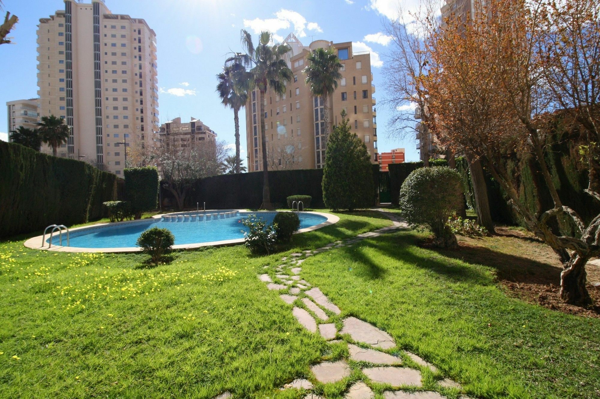 Holiday Apartment Penyasol กัลเป ภายนอก รูปภาพ